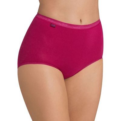 Pack of three pink basic maxi briefs